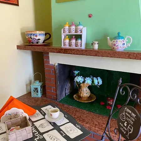 Santa Lucia Bed & Breakfast 3*
