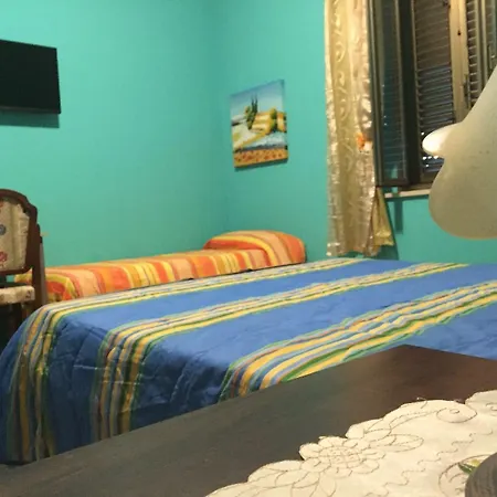 Alojamento de Acomodação e Pequeno-almoço Santa Lucia Silvi Paese