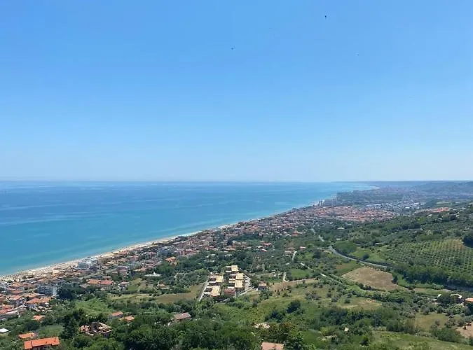 Santa Lucia Bed & Breakfast 3*